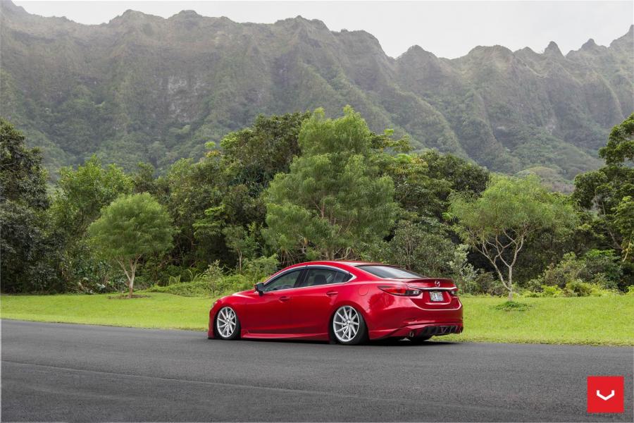  Mazda6 X Work on Vossen Wheels (CVT) 2017 года  (фото 10 из 10)